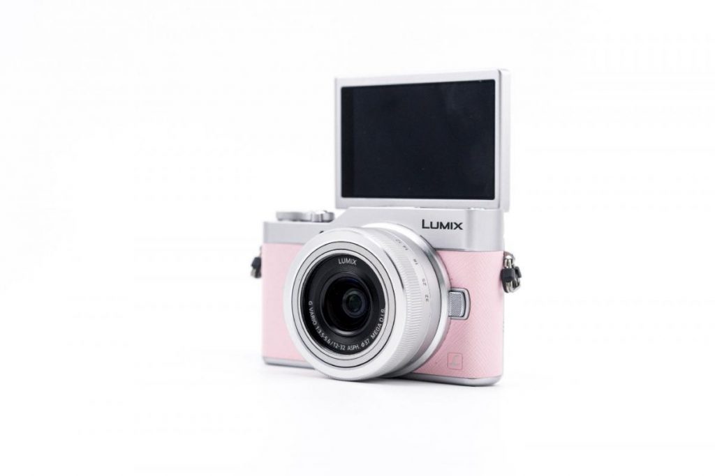 กล้อง Mirrorless รุ่น Panasonic Lumix DMC-GF9