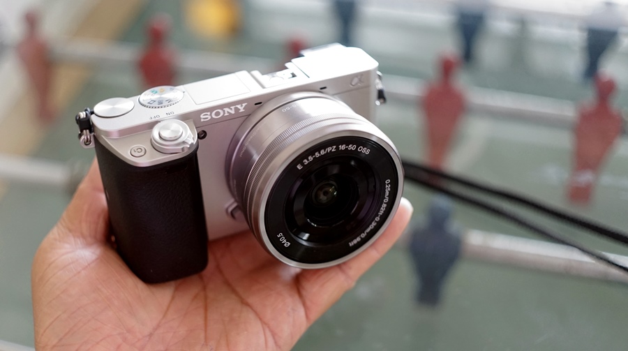 กล้องถ่ายรูปน่าใช้ Sony A6000